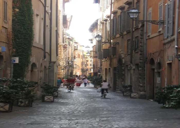 Navona Family *